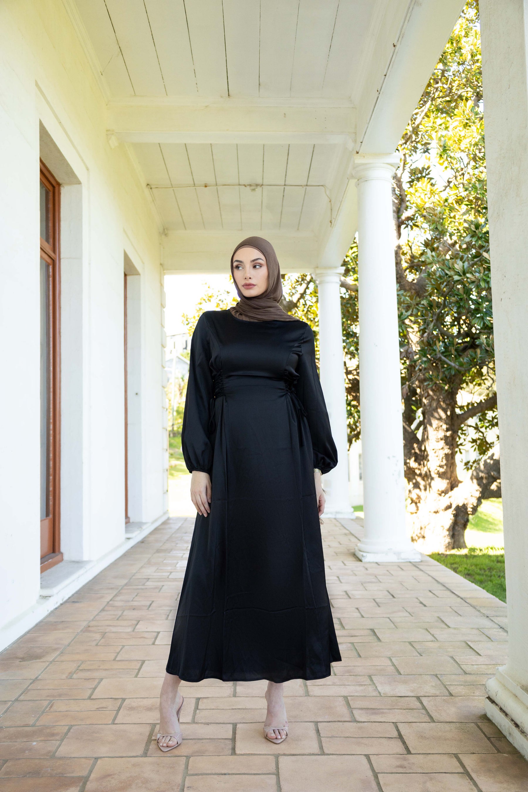 Amal- Black